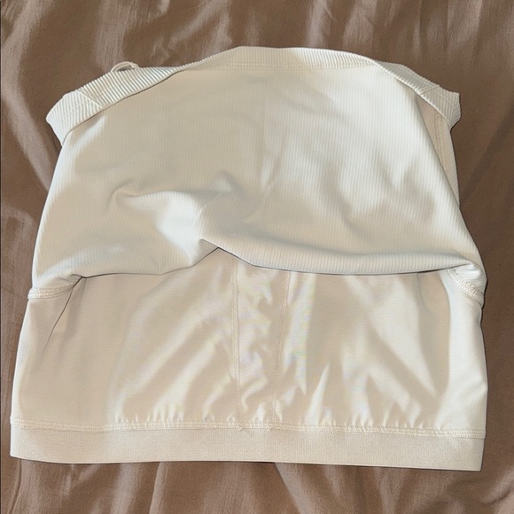 Old Navy Active - Powersoft Top - Picture 6 of 6